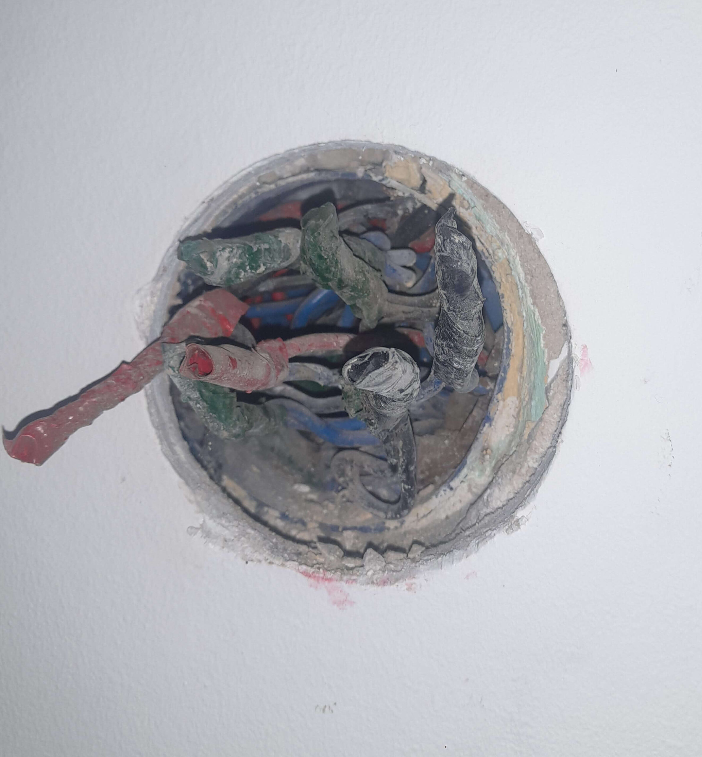villanyszerelés melegedő kötések